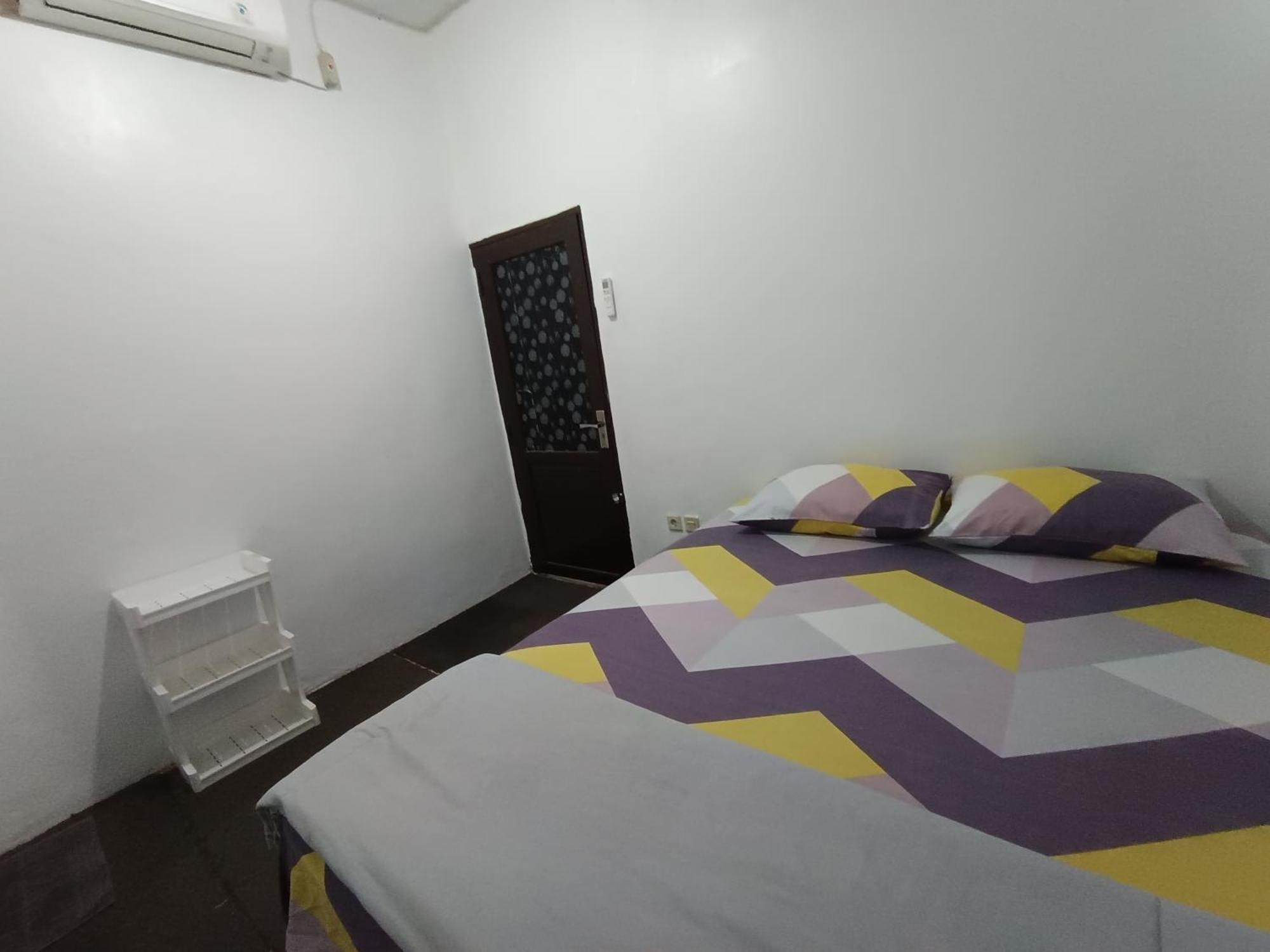 Penginapan Violet Doorz Syariah Banjarbaru Екстер'єр фото