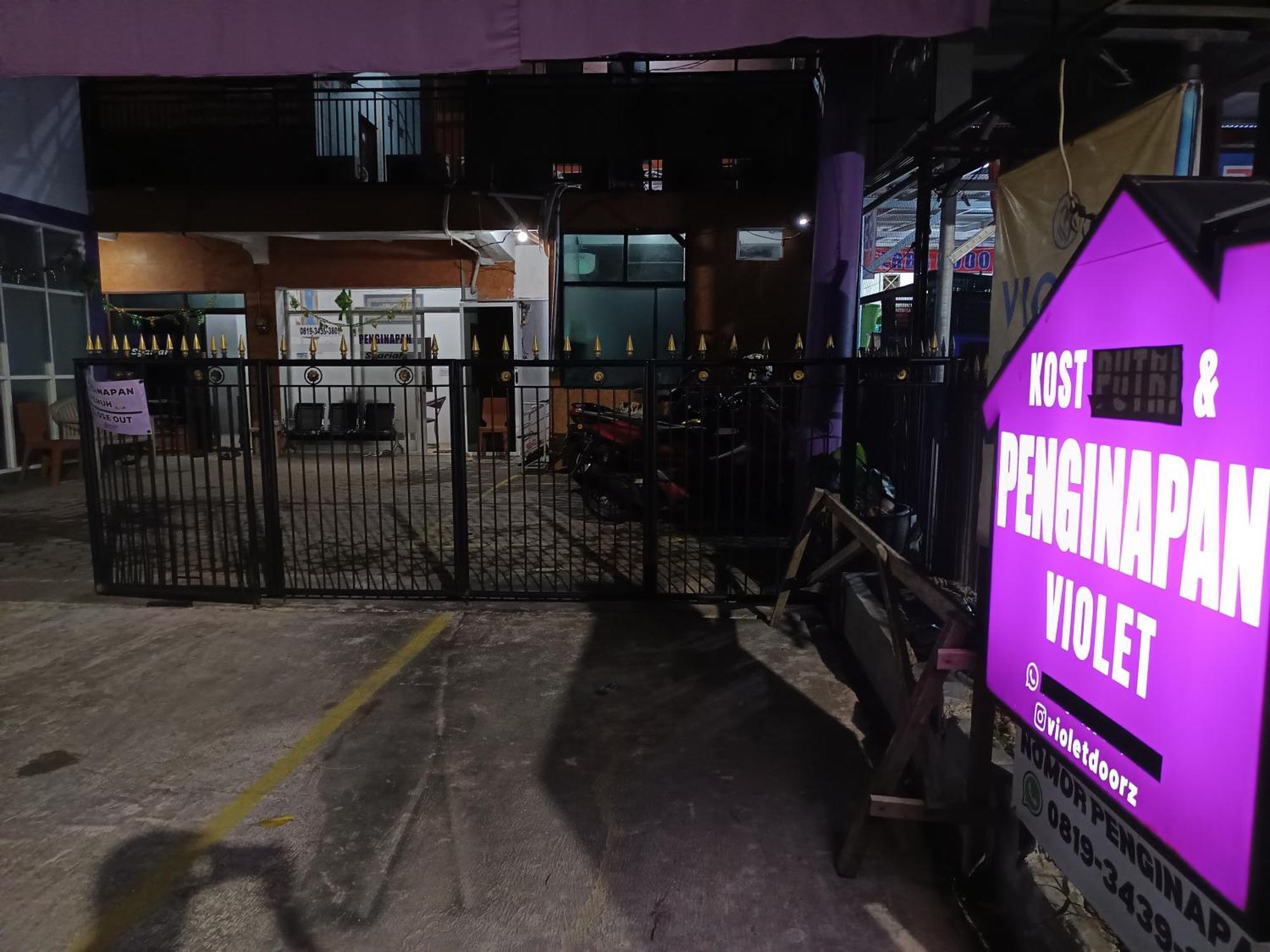Penginapan Violet Doorz Syariah Banjarbaru Екстер'єр фото