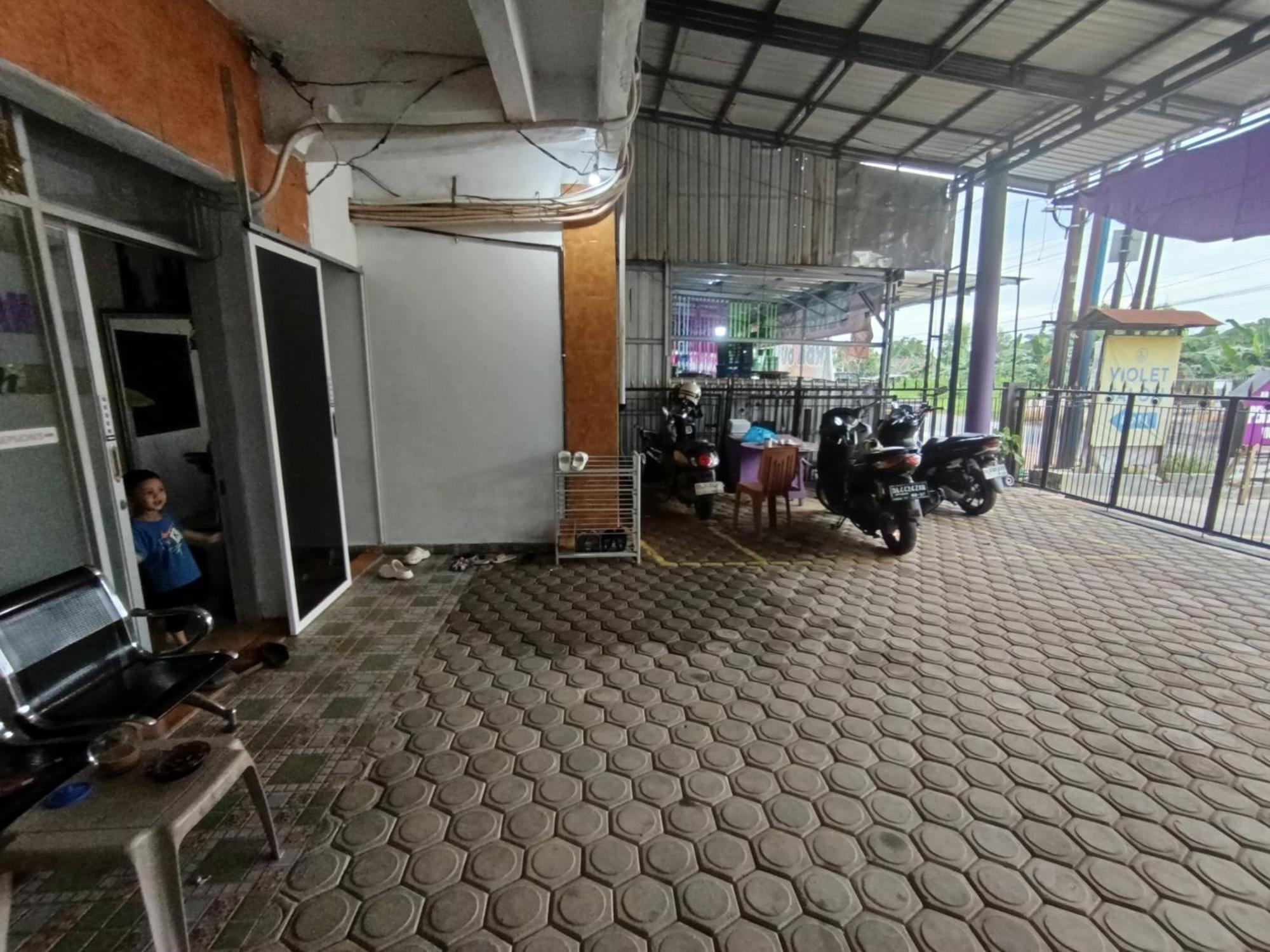 Penginapan Violet Doorz Syariah Banjarbaru Екстер'єр фото